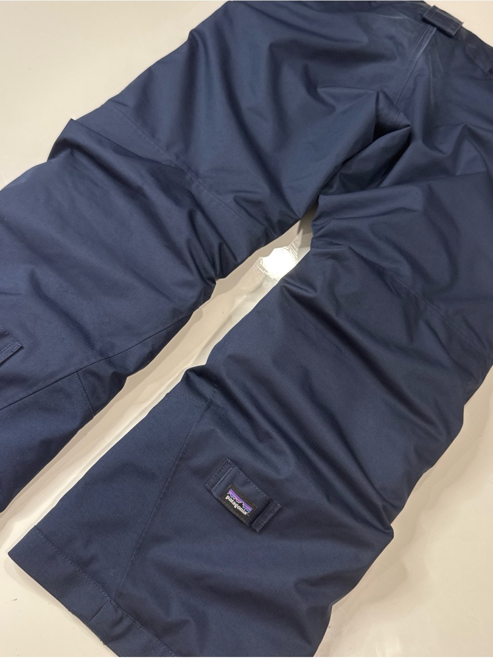 Patagonia Navy children's snow ski bib pants, size Xs 5/6 A020826 - Picture 3 of 8